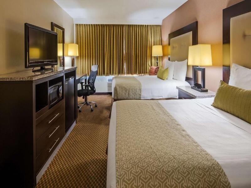 Best Western Louisville East Inn & Suites Exteriér fotografie