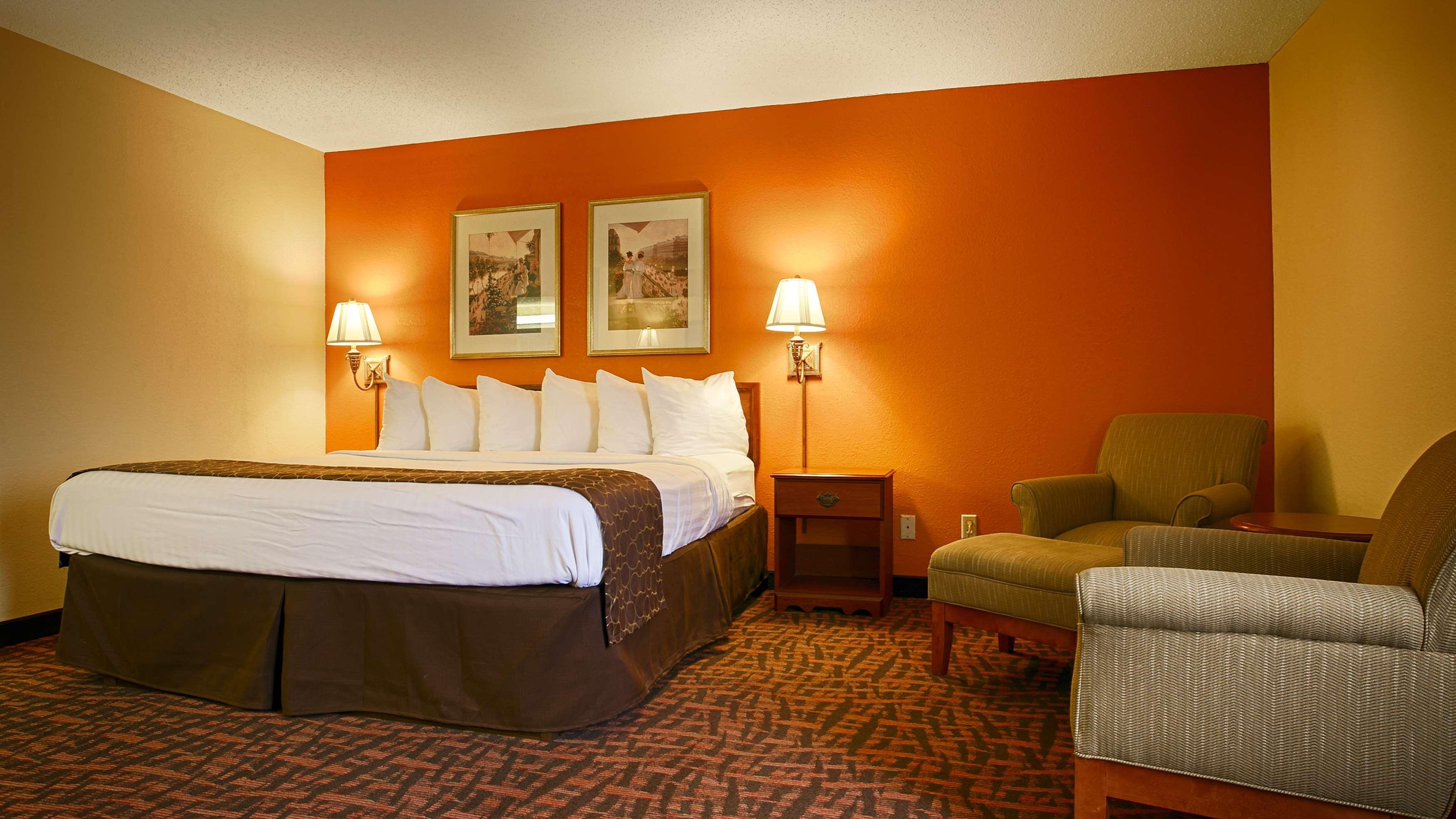 Best Western Louisville East Inn & Suites Exteriér fotografie