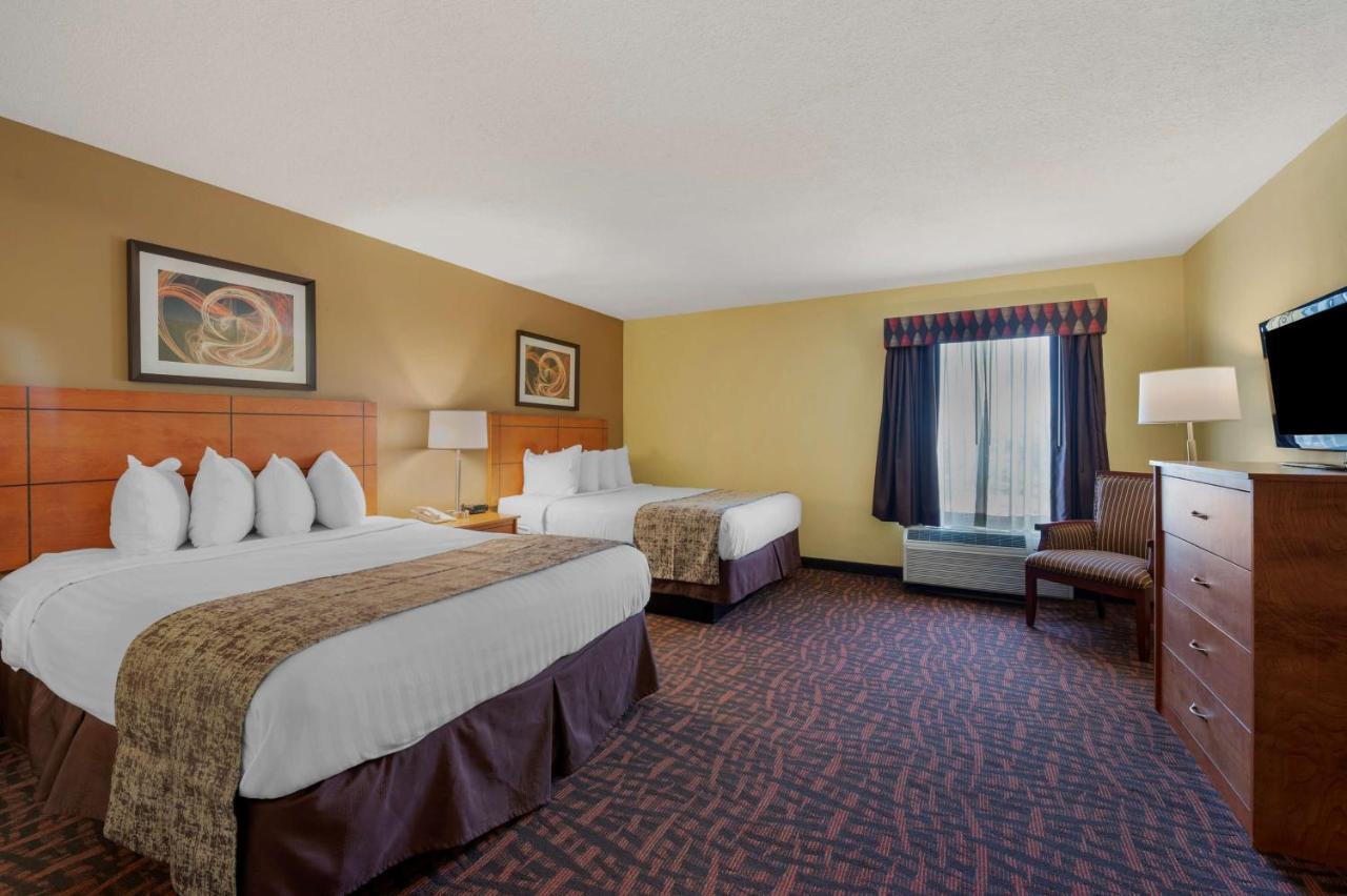 Best Western Louisville East Inn & Suites Exteriér fotografie