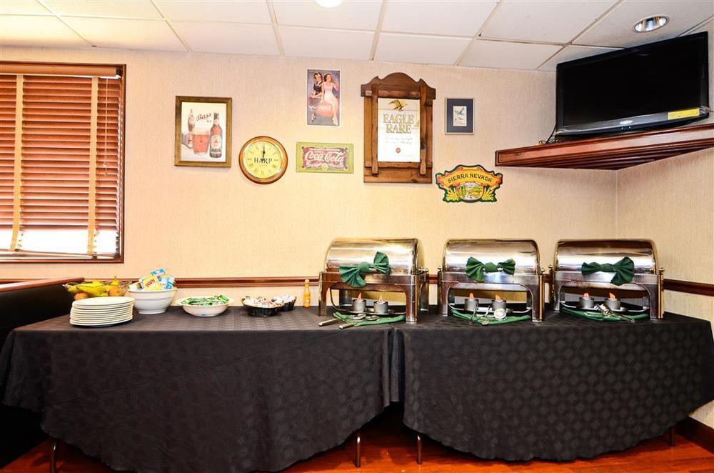 Best Western Louisville East Inn & Suites Restaurace fotografie