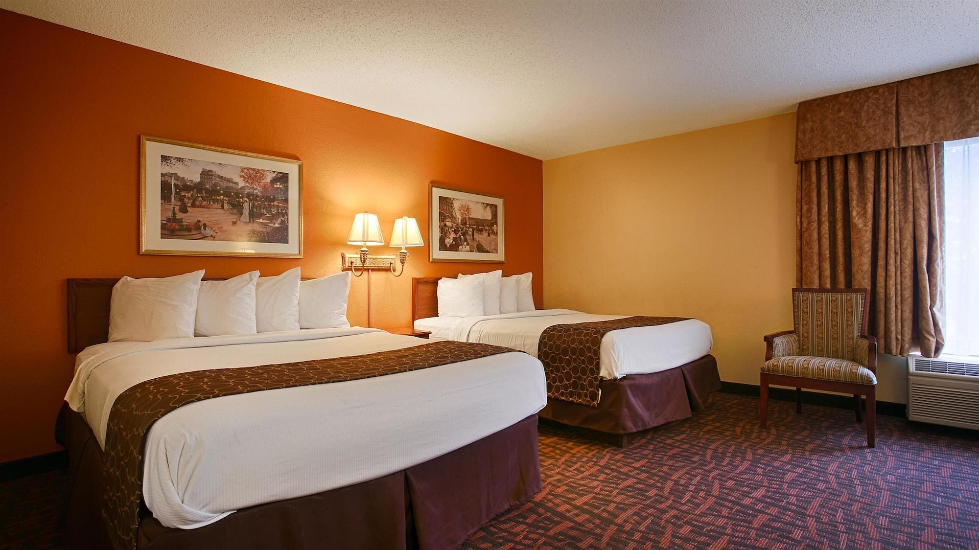Best Western Louisville East Inn & Suites Exteriér fotografie