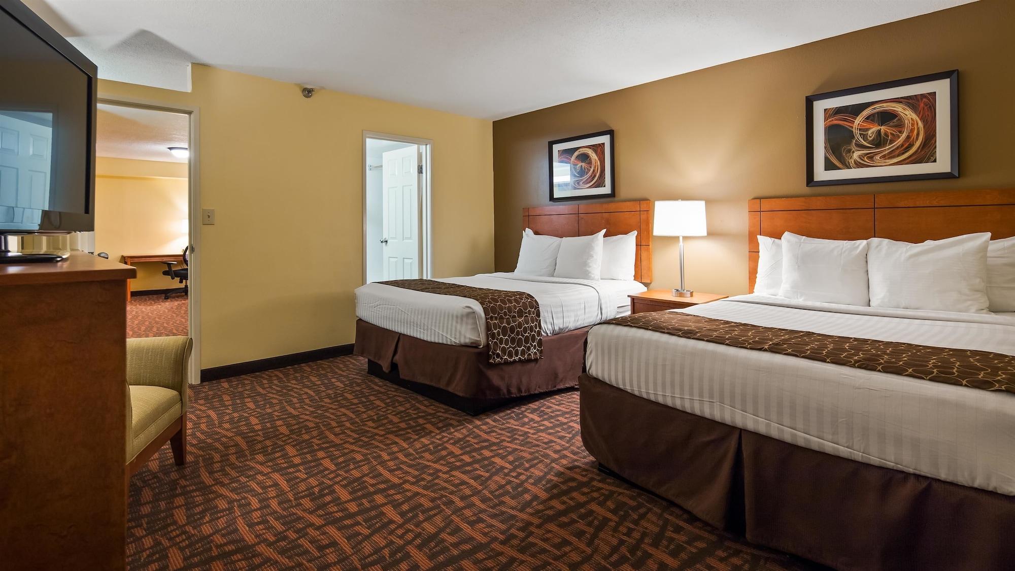 Best Western Louisville East Inn & Suites Exteriér fotografie