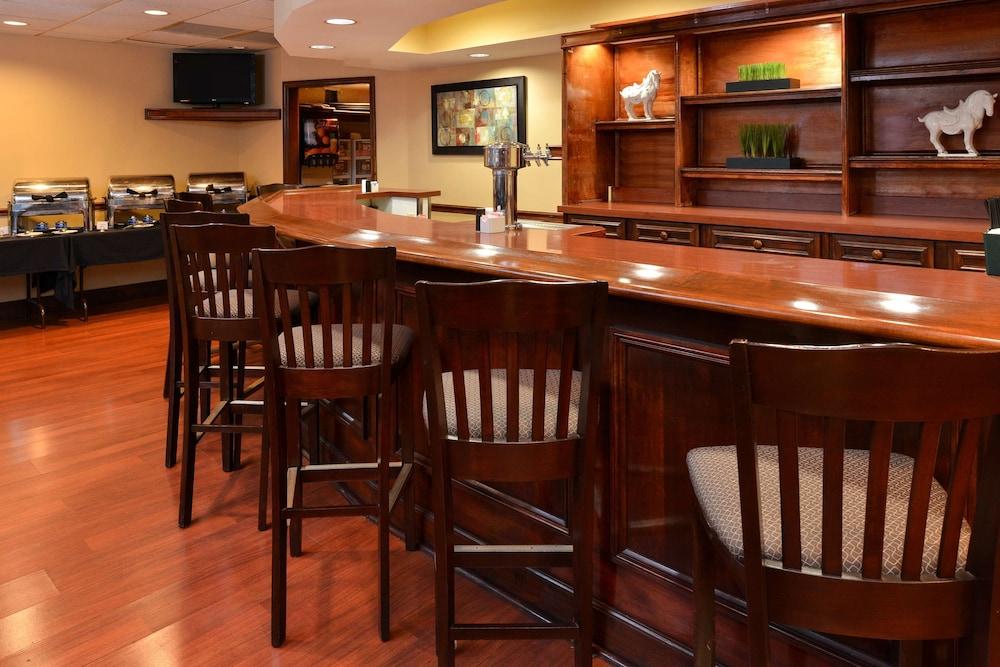 Best Western Louisville East Inn & Suites Exteriér fotografie